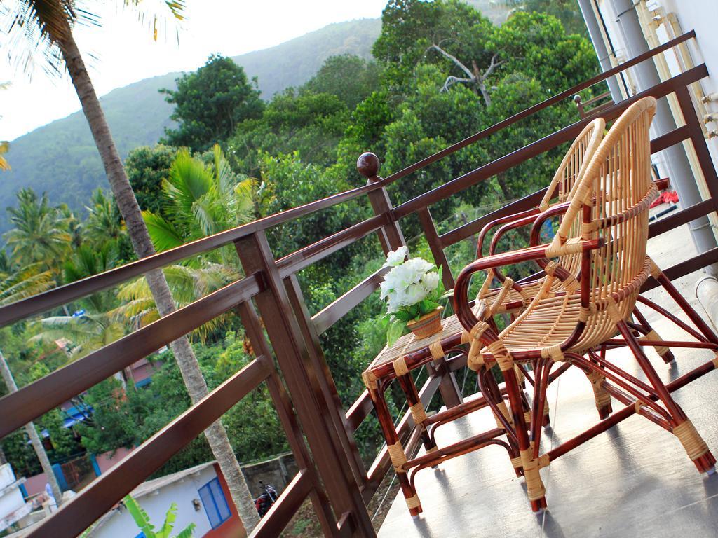 Periyar Woods Bed & Breakfast Thekkady Rom bilde
