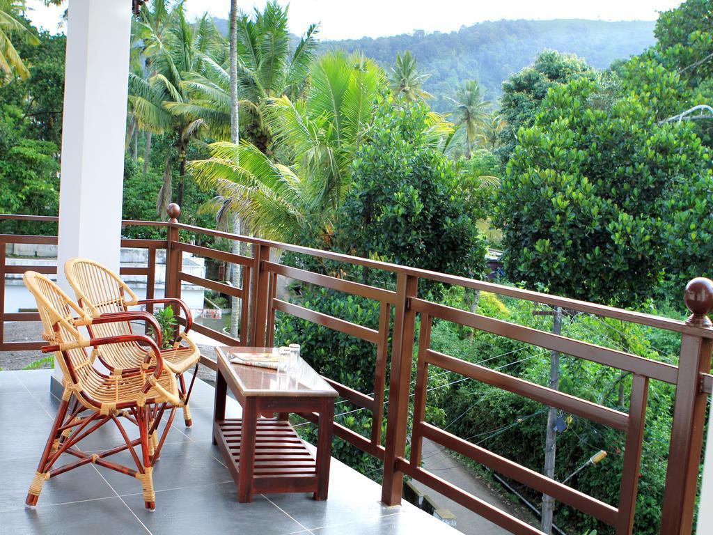 Periyar Woods Bed & Breakfast Thekkady Rom bilde